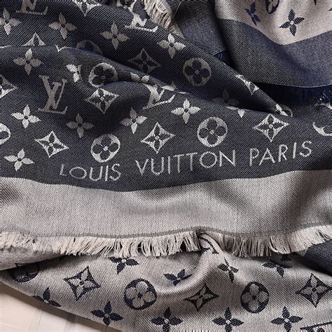 louis vuitton beyond monogram shawl|louis vuitton pashmina.